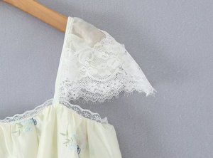 SHENZHU - Conjunto de 2 Piezas de Blusa y Falda <span class=keywords><strong>con</strong></span> Cuello Cuadrado, Bordado Floral de Encaje Satinado, Personalizado y de Lujo, Fabricante de Moda Femenina - Product Image 5