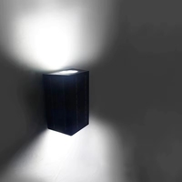 Nouvelle Arrivée Applique Murale Double Tête Haut et Bas pour Cour, Villa, Porte, Jardin Extérieur, Lumière Solaire LED 20W