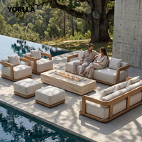 Canapé de patio en teck en U moderne pour complexe hôtelier, salon de jardin à assise profonde avec table brasero, couleur personnalisée par le fabricant