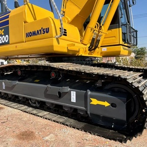 Excavadora hidráulica de cadenas Komatsu PC200 usada en buen estado, 20 toneladas, en stock, lista para enviar para exportación, maquinaria de construcción. - Product Image 5