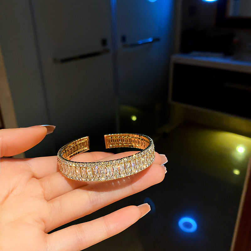 21 bracelet-gold