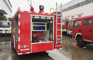 Mini petit 3.56cbm réservoir <span class=keywords><strong>d</strong></span>'<span class=keywords><strong>eau</strong></span> hholding 2 + 3 hommes <span class=keywords><strong>jet</strong></span> hauteur 50m Dongfeng Dolica D7 124 chevaux 4X2 réservoir <span class=keywords><strong>d</strong></span>'<span class=keywords><strong>eau</strong></span> <span class=keywords><strong>camion</strong></span> de pompiers - Product Image 6