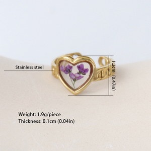 Anello Artigianale a Cuore con Fiori Secchi da Donna Placcato <span class=keywords><strong>Oro</strong></span> in Acciaio Inossidabile con Boccioli Pressati di Nontiscordardimé a Fascia Aperta - Product Image 3