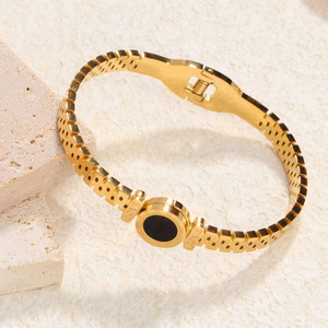 European and American INS Rome LIVE Digital Black Shell Round Bracelet for Women, Electroplated with 18K Gold BANGLES - Product Image 6