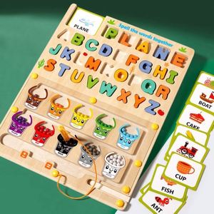 Jouet d'apprentissage polyvalent 5 en 1 en bois Montessori, labyrinthe magnétique de couleurs et de chiffres, jouet d'apprentissage des lettres ABC - Product Image 4