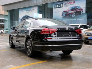 VW <span class=keywords><strong>Passat</strong></span> 380TSI 2.0T Automatica del 2017, Economica, Efficiente nei Consumi, Ottimo Rapporto Qualità-Prezzo, Berlina 5 Posti, Guida a Sinistra, Veicolo Usato a Benzina - Product Image 3