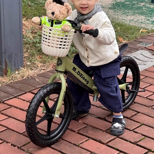 Trottinette d'équilibre portable en <span class=keywords><strong>bois</strong></span> sans pédales pour enfants, 2 roues, <span class=keywords><strong>prix</strong></span> de gros, pas cher, pour bébés et jeunes enfants - Product Image 5