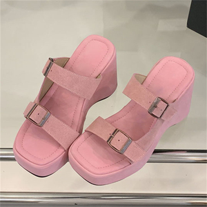 Women's High Heel Fashionable Yellow Slippers Summer New Style Comfortable Thick-Soled <b>Sandals</b> for Autumn Spring Outdoor Use - Product Image 6