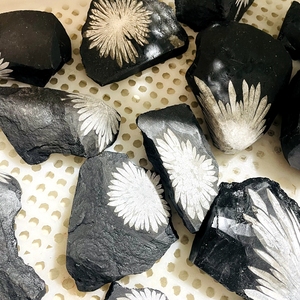 Новое поступление, оптовая цена, высококачественные кристаллические камни, духовная энергия, хризантема, камень для украшения - Product Image 5