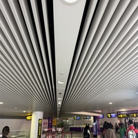 Foshan Fabricant Plafond en métal Déflecteur en aluminium Ondes Plafond Plafond intérieur Matériau avec CE