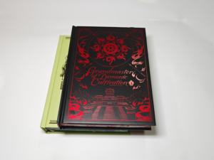 บริการการพิมพ์แผ่นฟอยล์สีทองแบบพ่นพิมพ์ออฟเซ็ตพิมพ์ปกแข็งปรับแต่งได้ - Product Image 1