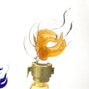 Botella de Licor de Vidrio Soplado a Mano Personalizada de 750 ml con Forma de Dragón - Product Image 3