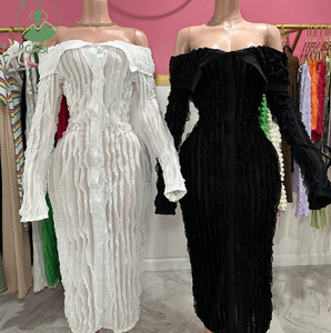 Nuovi Arrivi: Vestiti Lunghi Sexy con Stampa Ondulata Autunno 2024 Abbigliamento Donna Fashion Elegante Tinta Unita <span class=keywords><strong>Spalle</strong></span> <span class=keywords><strong>Scoperte</strong></span> Manica Lunga Abito Maxi da Donna - Product Image 1
