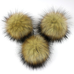 mapache Fur pompom falso Fox de piel de imitación de bola de piel <span class=keywords><strong>Animal</strong></span> Pom pom botón para Beanie sombreros - Product Image 2