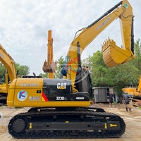Excavatrice sur chenilles Caterpillar CAT 323D d'occasion, pelle hydraulique pour travaux de terrassement et construction de fondations, prête à être expédiée