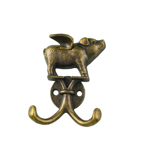 Platinum Link Flying Pig Hook Bronze Zinc Alloy Wall Hook Creative Decorative <b>Door</b> <b>Hanging</b> <b>Clothes</b> Hook European Style - Product Image 5