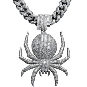 Pendentif Pieuvre en Moissanite, Argent Sterling 925 Plaqué Or, Breloque Araignée, Bijoux Hip Hop Unisexe pour Soirées - Product Image 1