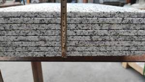 <span class=keywords><strong>Prix</strong></span> moins cher Revêtement de sol Décorer Carreaux de granit blanc naturel pour mur 60x30x1cm Suite de carreaux de stationnement de voiture en granit pour l'extérieur - Product Image 6