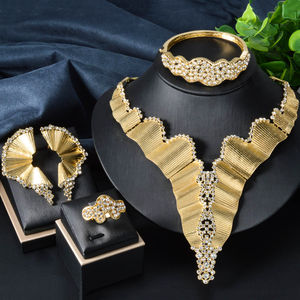 Ensemble de bijoux en zircon et cuivre 14K (collier, bracelet, bague, boucles d'oreilles) – Idéal pour les mariages, les fêtes, les cadeaux et les vacances à la plage - Product Image 3