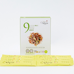 KNOCK KNOCK Veggie vegetan GRAIN ผสมผักและผลไม้แห้งเพื่อสุขภาพขนมขบเคี้ยวกรอบในถุง - Product Image 1