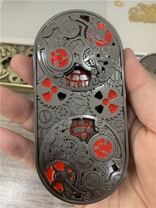 Plateau de jeu de dés double roulette en métal polyédrique 7-en-1 en forme d'engrenage pour RPG, Cosplay et <span class=keywords><strong>DND</strong></span> (Dungeons and Dragons) avec logo personnalisé - Product Image 4