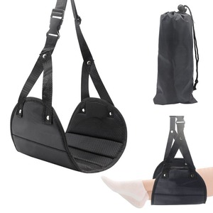 Repose-pieds d'avion avec sangle réglable, hamac portable pour les jambes, accessoires de voyage parfaits - Product Image 1