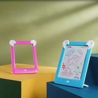Nouveauté : Jouets éducatifs réutilisables, tableau à dessin avec lumière LED, bloc-notes effaçable avec stylos marqueurs