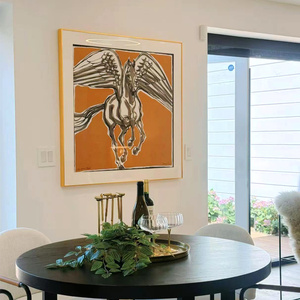 Bufanda de seda de diseño para decoración de pared, caja acrílica, ilustraciones inspiradas en lujo para galería o hogar - Product Image 2