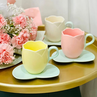 Ensemble de tasses en porcelaine aux couleurs vives avec motif de tulipes et soucoupes - Passe au lave-vaisselle et au micro-ondes pour les boissons chaudes/froides, utilisation à la maison ou au bureau