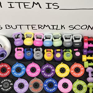 Llavero de Goma 3D con Diseño de Dibujos Animados, Ecológico, <span class=keywords><strong>Serie</strong></span> Fitness Yoga 2025, Accesorio Moderno para Bolsos, con Logotipo Personalizado, Estilo Ins - Product Image 5