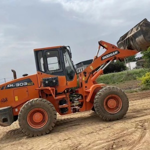 รถตักล้อยางมือสอง 10 ตัน ยี่ห้อ Doosan รุ่น DL303 DL503-9C ขายราคาถูก - Product Image 5