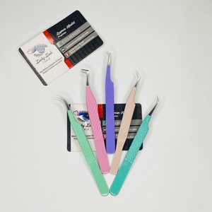 แหนบต่อขนตา Lucky Lash Tools สแตนเลสสตีล ปลายเรียบละเอียด จับถนัดมือด้วยด้ามจับแบบเพชร ชุด 5 สี แหนบที่ใช้งานได้ยาวนาน - Product Image 1