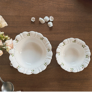 Plato de Cerámica con <span class=keywords><strong>Diseño</strong></span> Retro Vintage Francés Pintado a Mano con Rosas y Tazas y Platillos de Café Pequeños y Creativos de Alta Calidad - Product Image 5
