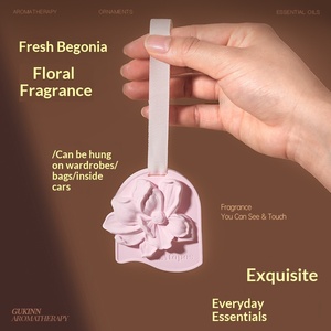 Tablette parfumée pour voiture Fleur d'Haitang, parfum longue durée, pendentif de voiture personnalisé au design raffiné, tablette de parfum pour voiture - Product Image 3