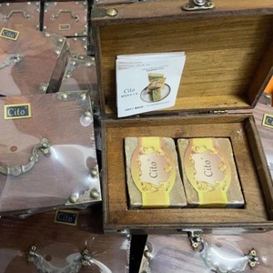 Savon artisanal naturel à l'<span class=keywords><strong>huile</strong></span> de baies de laurier et aux olives <span class=keywords><strong>pour</strong></span> peaux à problèmes <span class=keywords><strong>d</strong></span>'acné et <span class=keywords><strong>d</strong></span>'eczéma (vente en gros) - Product Image 6