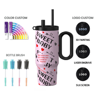Gobelet isotherme de Noël 750 ml à motif rose avec poignée et paille, en acier inoxydable anti-fuite pour boissons chaudes et froides, tasse de voyage portable