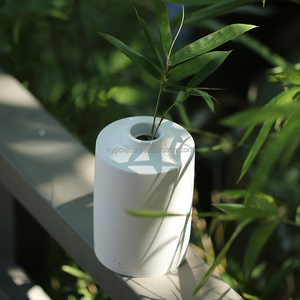 Vaso in <span class=keywords><strong>Cemento</strong></span> Bianco Minimalista Nordico, Materiale Ecologico, Texture Opaca, Vaso da Tavolo, Decorazione Moderna per Soggiorno - Product Image 2