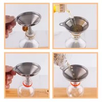 Lot de 3 mini entonnoirs en acier inoxydable pour le remplissage en métal de l'huile de cuisine pour l'huile essentielle, les épices et les liquides.