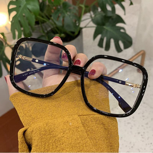 Monturas de Gafas Cuadradas con Aro Completo, Lentes de Resina con Protección Anti Luz Azul, Unisex, Ligeras, Transparentes, Negras, con Marco Transparente - Product Image 5