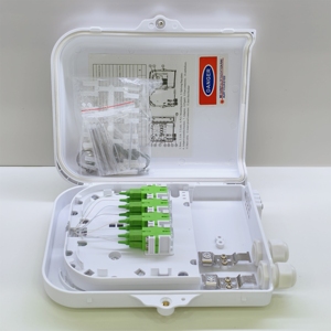 กล่องต่อสายไฟเบอร์ออปติก FTTH สำหรับภายนอกอาคาร กันน้ำ 8 คอร์ พร้อมตัวแยกสัญญาณ 1x8 SC/APC ในท่อเหล็กขนาดเล็ก - Product Image 5