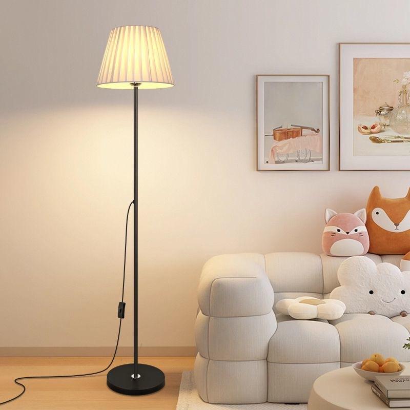 Lampe de sol LED pour hôtel - Abat-jour jaune en tissu