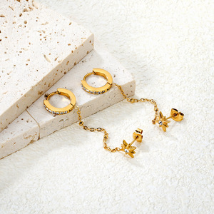 Pendientes de Cadena con Doble Aro Geométrico de Acero Inoxidable con Diseño de Estrella de Ocho Puntas para Joyería de Moda para Fiestas - Product Image 1