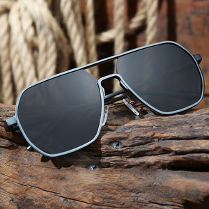 DL Glasses 2023 Fashion Stock Metal Pilot occhiali da sole per uomo Fishing Double Bridge Frame Aviation Driving Shades occhiali da sole - Product Image 2