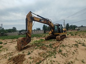 Excavatrice sur chenilles Caterpillar 323DL d'occasion, 95% neuve, du Japon, modèles CAT323DL 323DL 312D 315DL 318DL 320DL 325DL, très demandée - Product Image 4