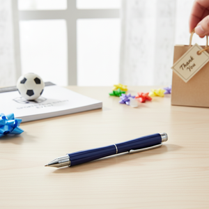 Penna a Sfera in Plastica Blu con Punta da 0,7mm, Design Sportivo Originale per Regali Promozionali - Product Image 2