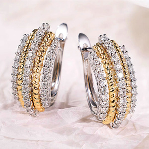 Orecchini a Cerchio Bicolore per Donne, Design Elegante e Lineare, Accessori per Orecchie da Indossare Quotidianamente - Product Image 1