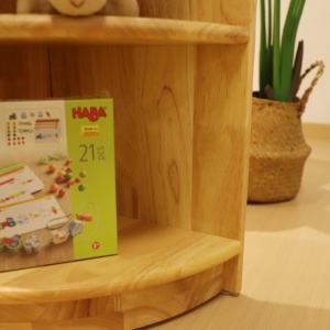 Chambre d'enfant, <span class=keywords><strong>salle</strong></span> <span class=keywords><strong>de</strong></span> <span class=keywords><strong>jeux</strong></span> multifonctionnelle, organisateur <span class=keywords><strong>de</strong></span> jouets en bois à 2 niveaux et armoire <span class=keywords><strong>de</strong></span> <span class=keywords><strong>rangement</strong></span> pour bébé - Product Image 3