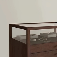 Étui de présentation de bijoux en bois fait main vintage avec éclairage LED, taille et finition personnalisables, design durable de haute qualité
