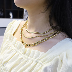 Fashion Layered Necklaces Gold Plated Cuban Chain Snake Bone Design Unisex Jewelry 18K Vacuum Plating Minimalist Style - Product Image 2