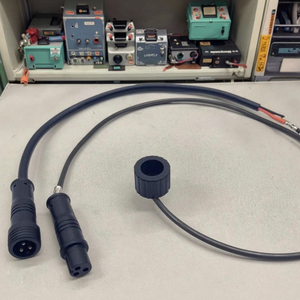 Conectores LED macho impermeable Auto Cable de alimentación al aire libre 4 Pin 10A terminales 6 pines Conductor de cobre enchufe de PVC - Product Image 6